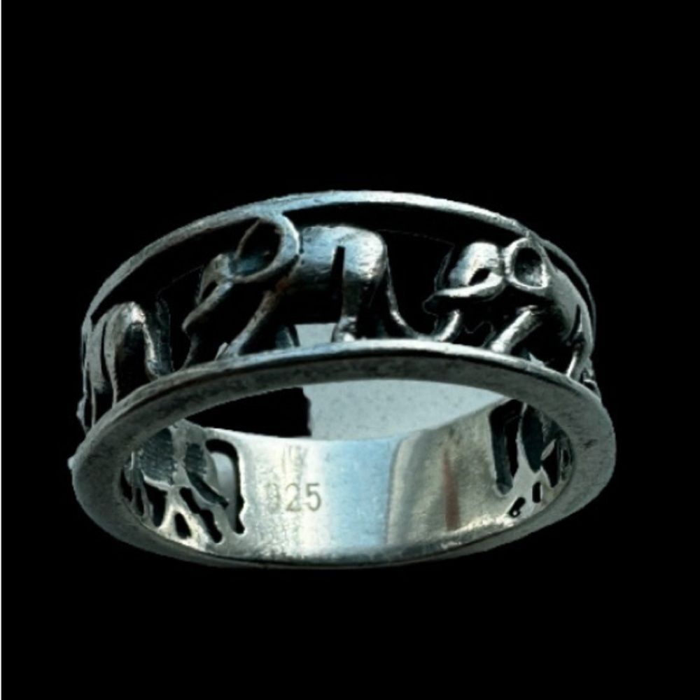 Lucky Elephants Sterling Silver 925 Ring Size 8